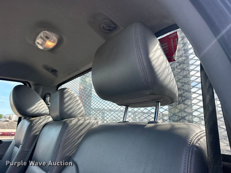 image for item EG1475 2017 Ford F650 Super Duty flatbed truck