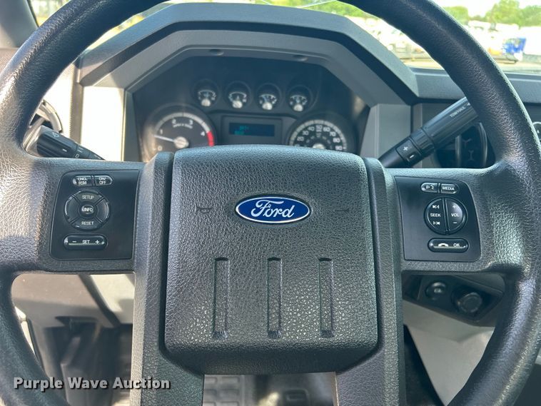 image for item EG1475 2017 Ford F650 Super Duty flatbed truck