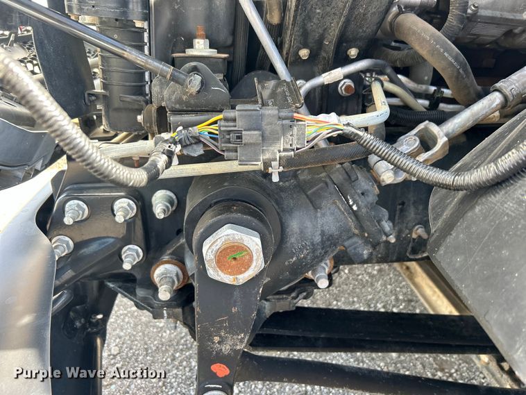 image for item EG1475 2017 Ford F650 Super Duty flatbed truck