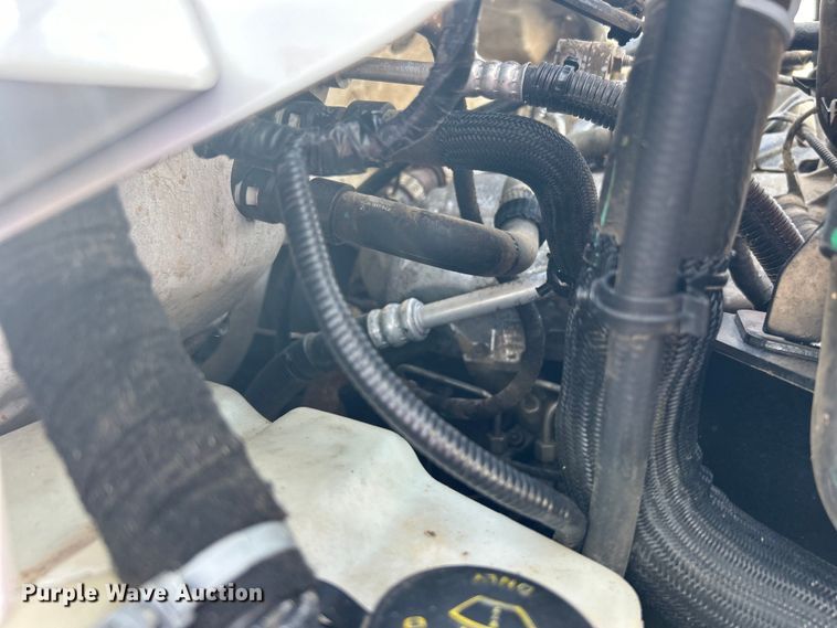 image for item EG1475 2017 Ford F650 Super Duty flatbed truck