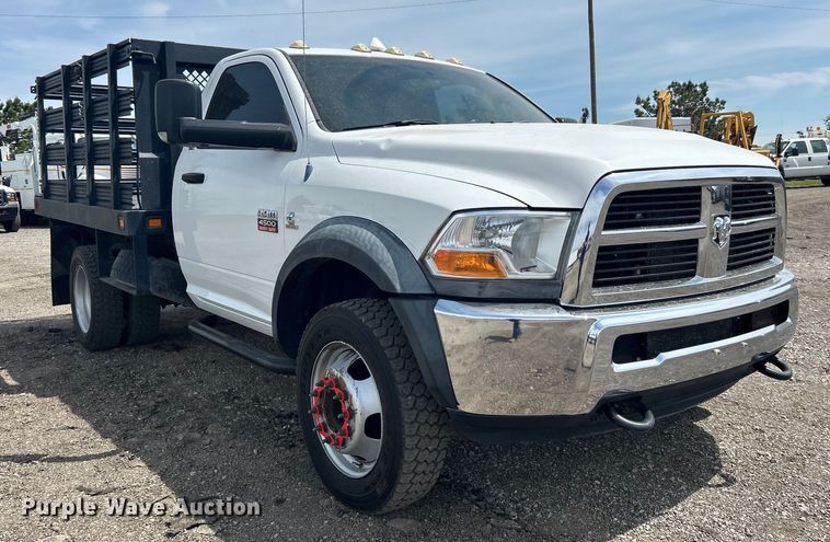 image for item EG1493 2011 Dodge Ram 4500HD flatbed truck