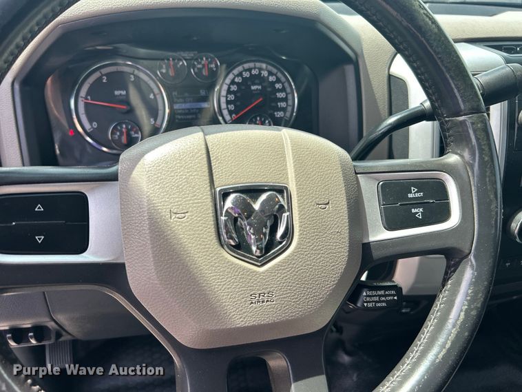 image for item EG1493 2011 Dodge Ram 4500HD flatbed truck