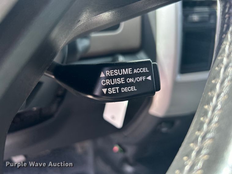 image for item EG1493 2011 Dodge Ram 4500HD flatbed truck