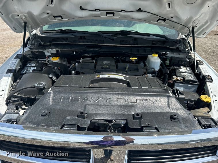 image for item EG1493 2011 Dodge Ram 4500HD flatbed truck