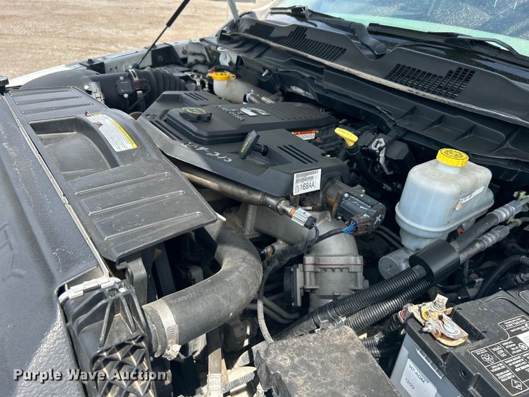 image for item EG1493 2011 Dodge Ram 4500HD flatbed truck