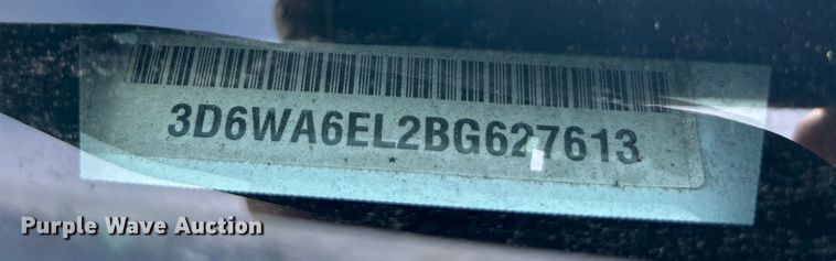 image for item EG1493 2011 Dodge Ram 4500HD flatbed truck