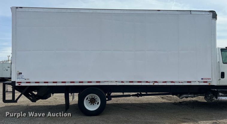 image for item EG1496 2015 International  4300 SBA box truck