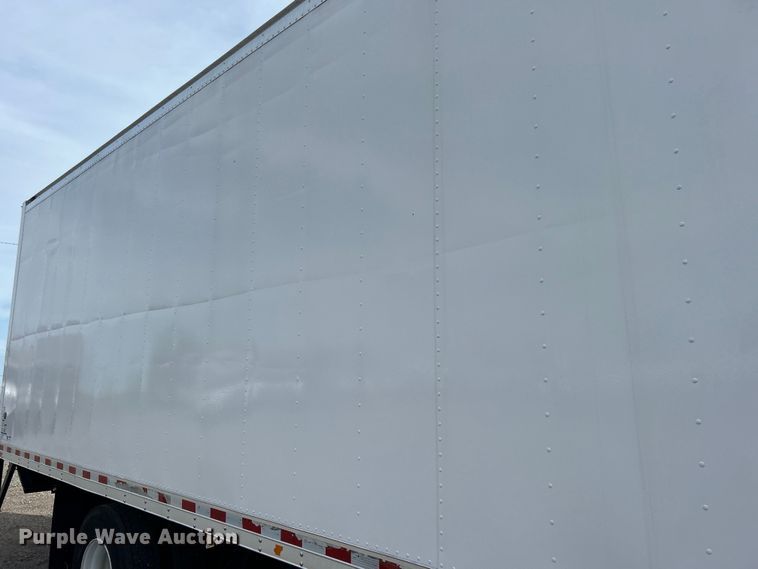 image for item EG1496 2015 International  4300 SBA box truck