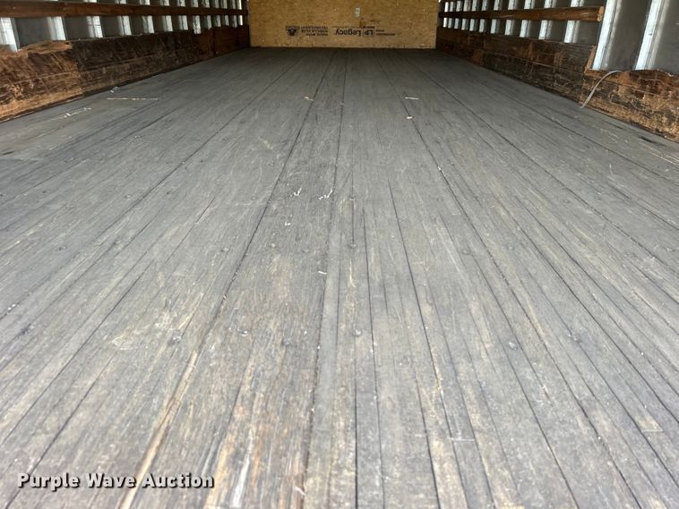 image for item EG1496 2015 International  4300 SBA box truck