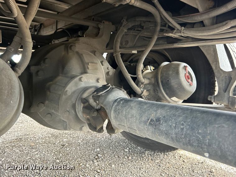 image for item EG1496 2015 International  4300 SBA box truck