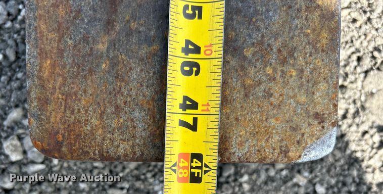 image for item EG1497 2001 Moffett M5500 forklift