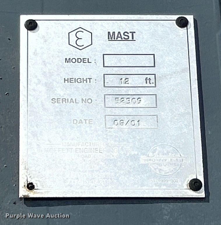 image for item EG1497 2001 Moffett M5500 forklift