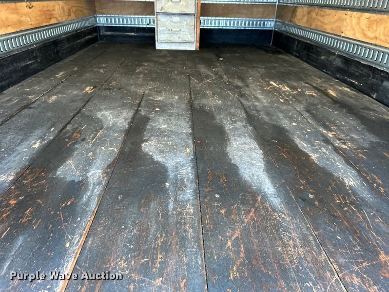 image for item EG1500 2015 Isuzu  NPR box truck