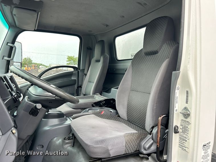 image for item EG1500 2015 Isuzu  NPR box truck