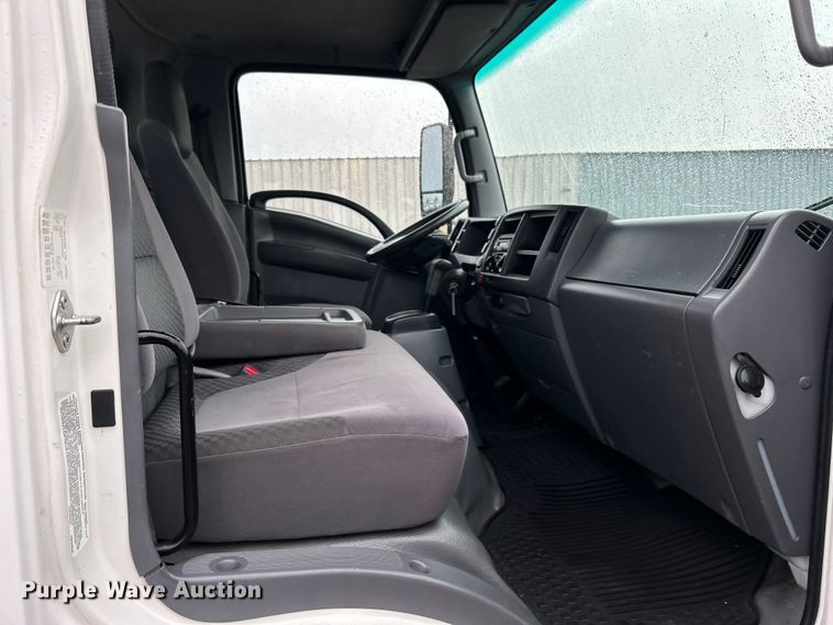 image for item EG1500 2015 Isuzu  NPR box truck