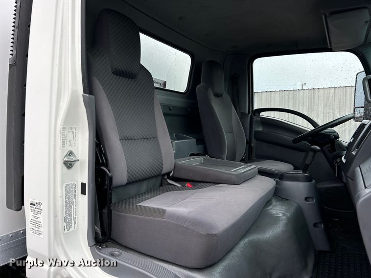 image for item EG1500 2015 Isuzu  NPR box truck