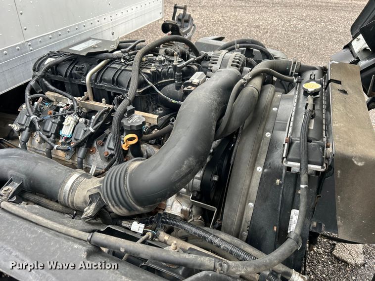 image for item EG1500 2015 Isuzu  NPR box truck