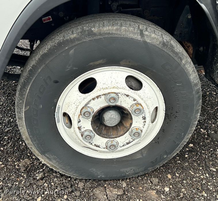 image for item EG1500 2015 Isuzu  NPR box truck