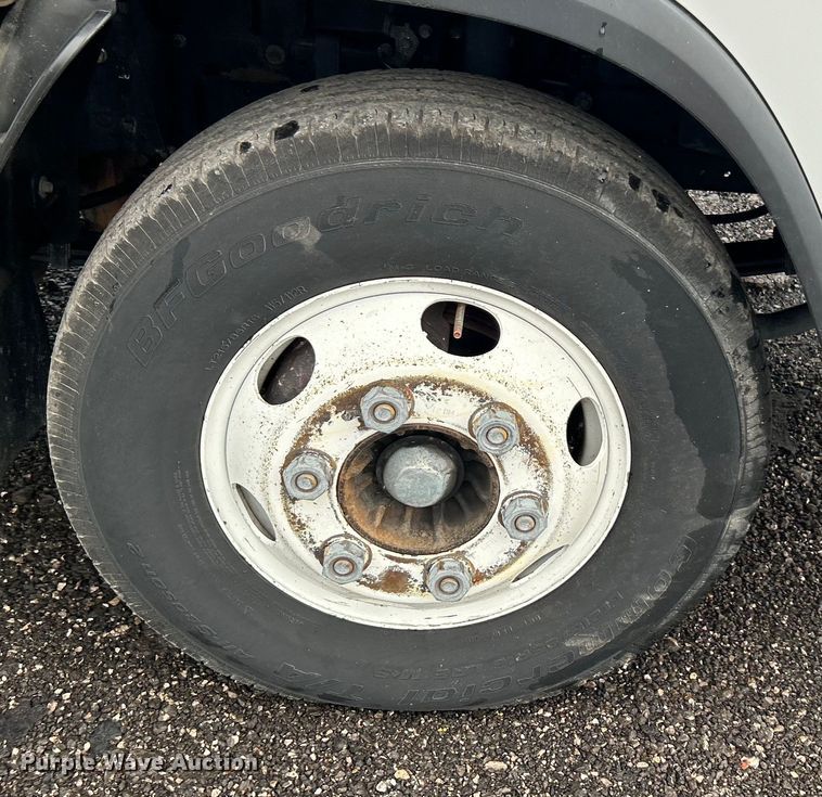 image for item EG1500 2015 Isuzu  NPR box truck