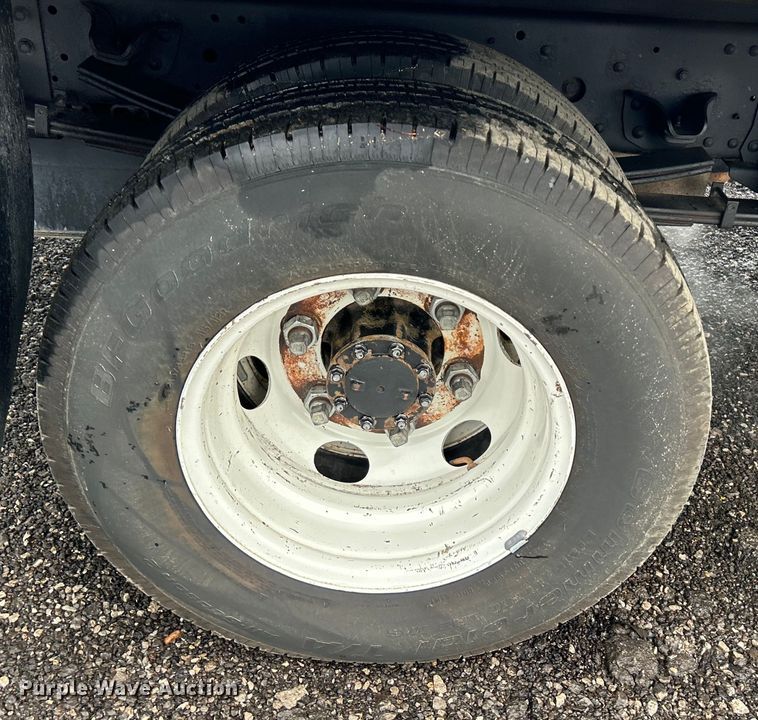 image for item EG1500 2015 Isuzu  NPR box truck