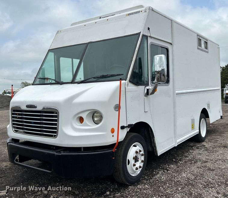 image for item EG1513 2018 Freightliner  MT45 delivery truck