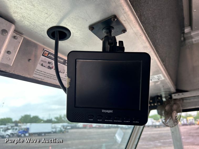 image for item EG1513 2018 Freightliner  MT45 delivery truck