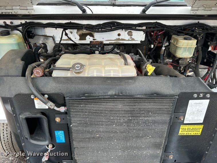 image for item EG1513 2018 Freightliner  MT45 delivery truck