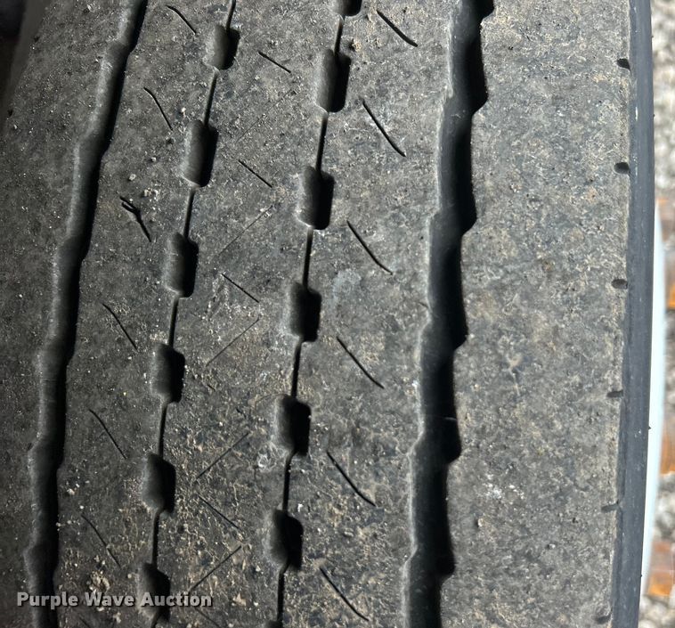 image for item EG1513 2018 Freightliner  MT45 delivery truck