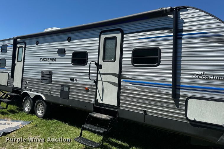 image for item EH5426 2019 Forest River Coachmen Catalina camper