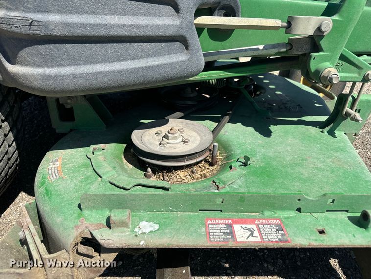 image for item EH5474 John Deere Z820A ZTR lawn mower