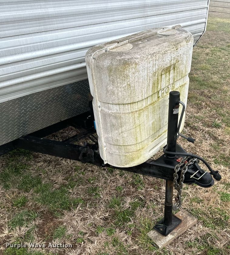 image for item EH6571 2001 Nomad camper