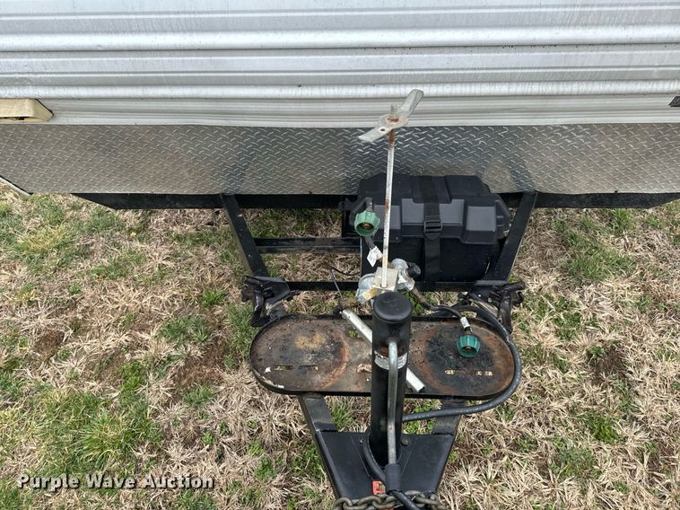 image for item EH6571 2001 Nomad camper