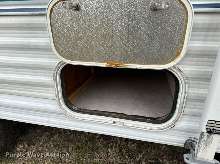 image for item EH6571 2001 Nomad camper