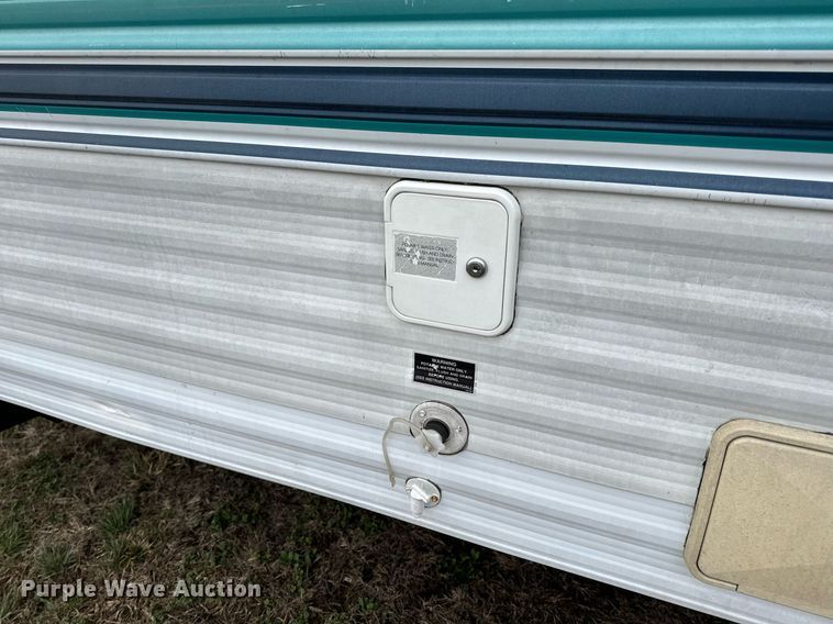 image for item EH6571 2001 Nomad camper