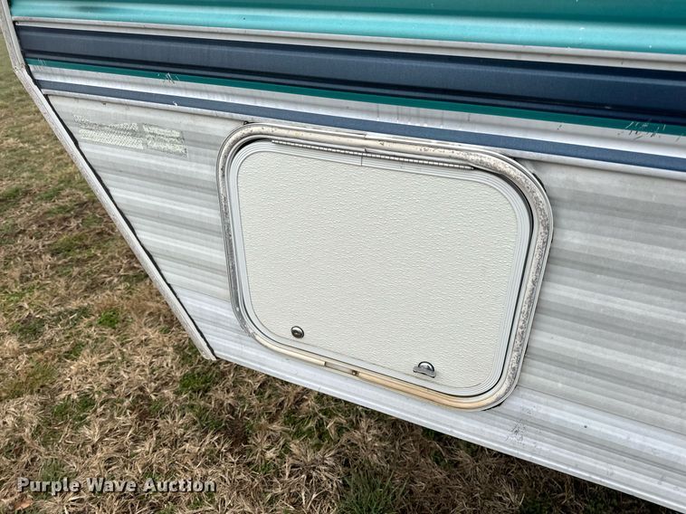 image for item EH6571 2001 Nomad camper