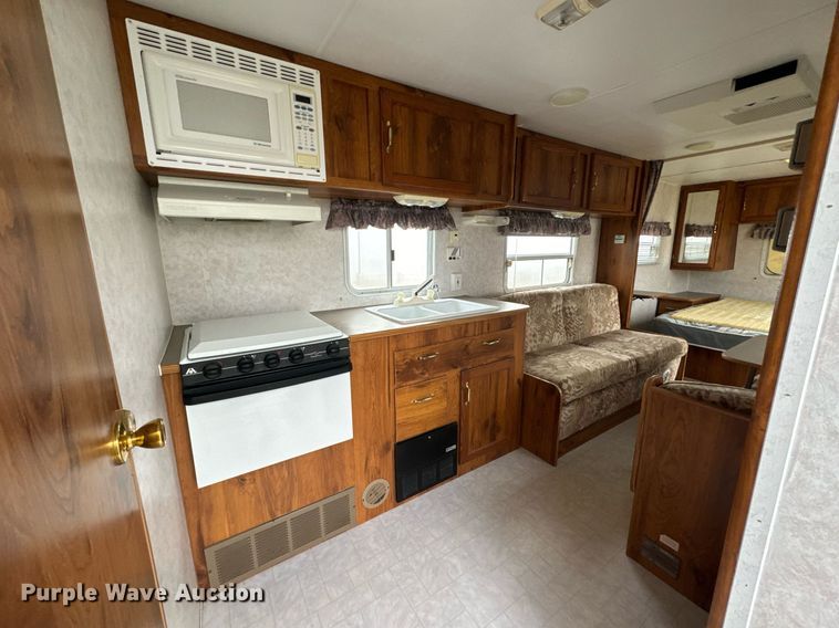 image for item EH6571 2001 Nomad camper