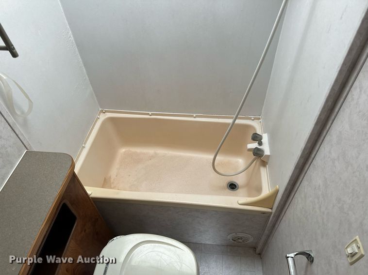 image for item EH6571 2001 Nomad camper