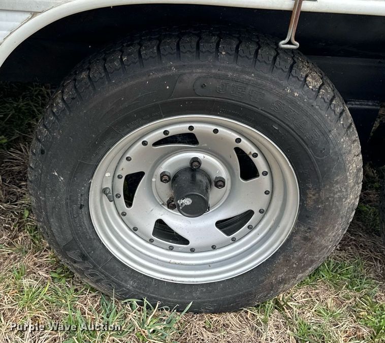 image for item EH6571 2001 Nomad camper