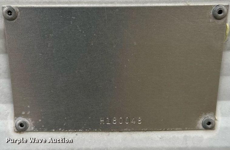 image for item EH6571 2001 Nomad camper