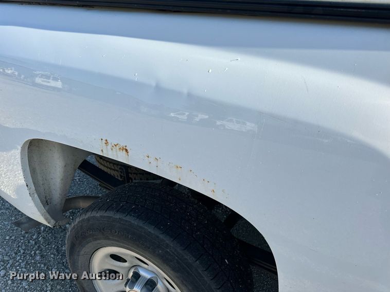 image for item EH6652 2012 Chevrolet Silverado 1500 pickup truck