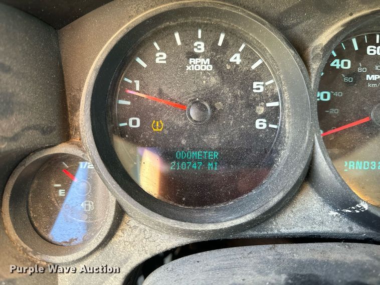 image for item EH6652 2012 Chevrolet Silverado 1500 pickup truck