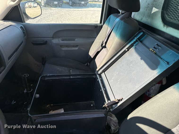 image for item EH6652 2012 Chevrolet Silverado 1500 pickup truck