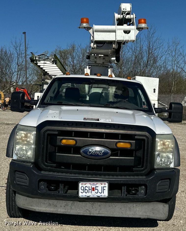 image for item EH6653 2011 Ford F450 Super Duty XL bucket truck