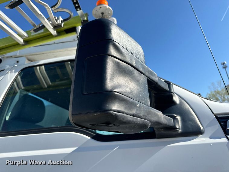 image for item EH6653 2011 Ford F450 Super Duty XL bucket truck