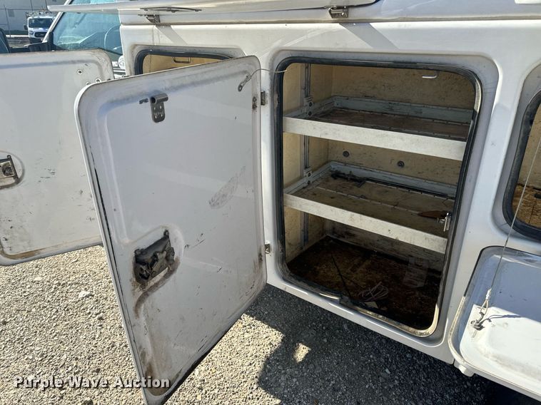 image for item EH6653 2011 Ford F450 Super Duty XL bucket truck