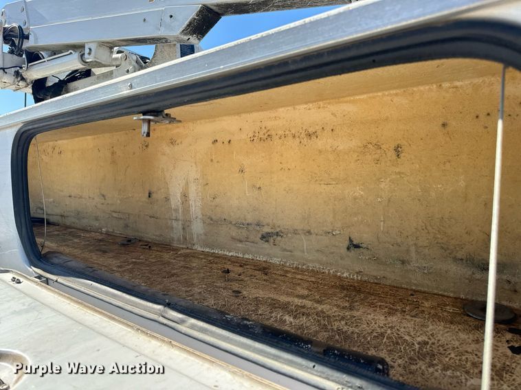 image for item EH6653 2011 Ford F450 Super Duty XL bucket truck