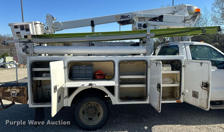 image for item EH6653 2011 Ford F450 Super Duty XL bucket truck