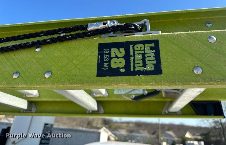 image for item EH6653 2011 Ford F450 Super Duty XL bucket truck