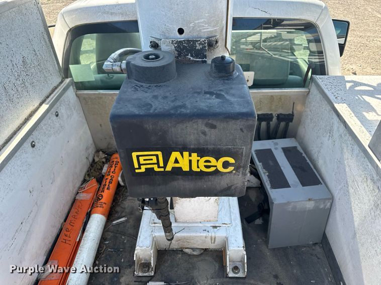 image for item EH6653 2011 Ford F450 Super Duty XL bucket truck