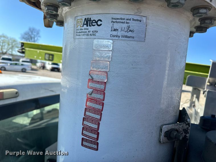 image for item EH6653 2011 Ford F450 Super Duty XL bucket truck